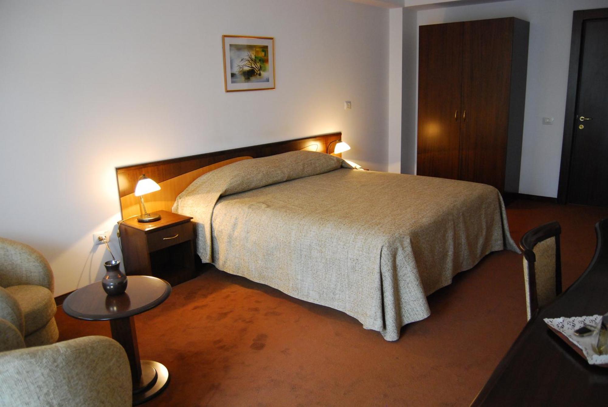 קונסטנצה Hotel Maria מראה חיצוני תמונה